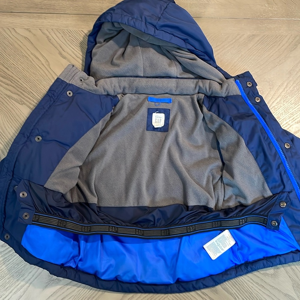GAP warm winter coat 2T